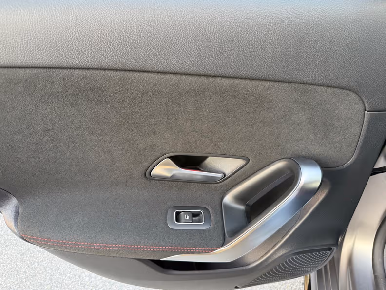 Mercedes-Benz A-Class - 32
