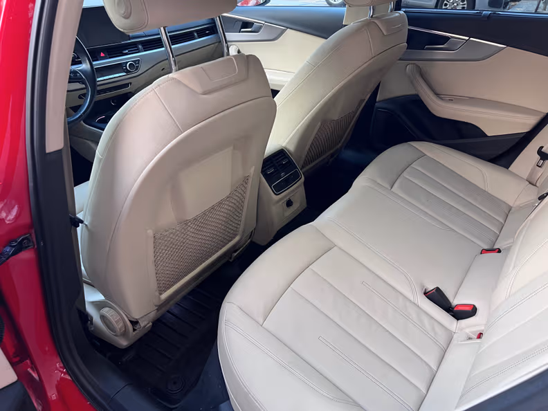 Audi A4 - 23