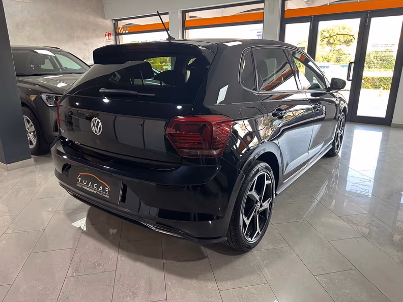 Volkswagen Polo - 5