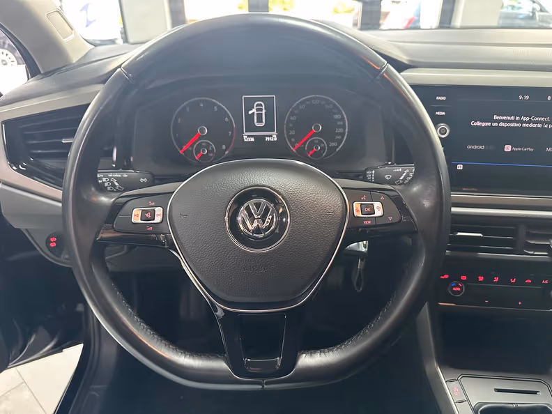 Volkswagen Polo - 14