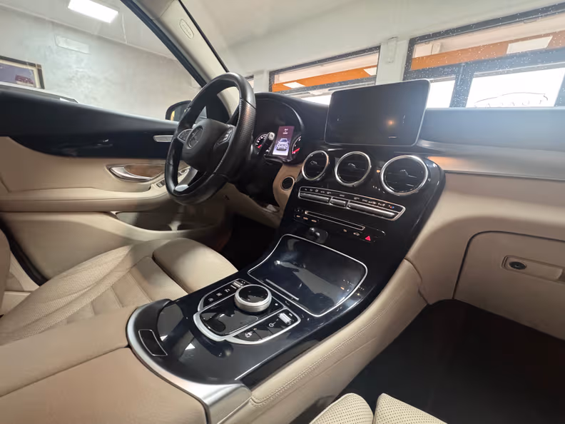 Mercedes-Benz GLC-Class - 11