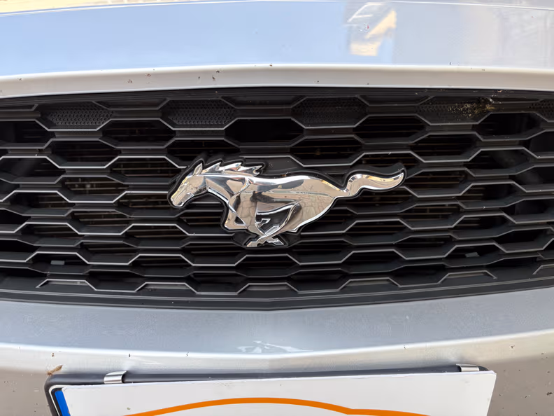 Ford Mustang - 12