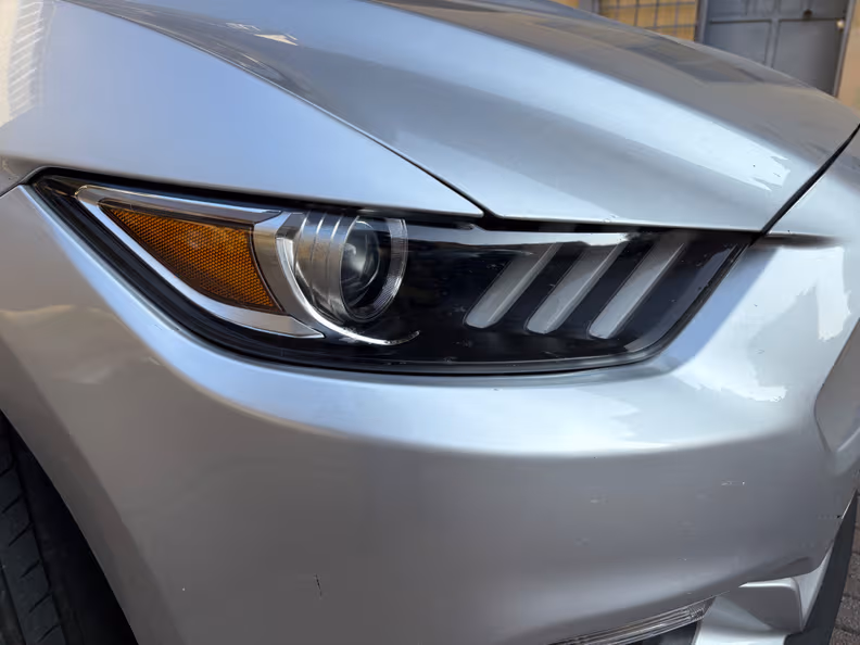 Ford Mustang - 11
