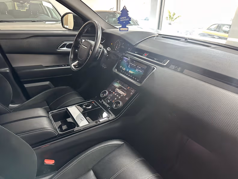 Land Rover Range Rover Velar - 12
