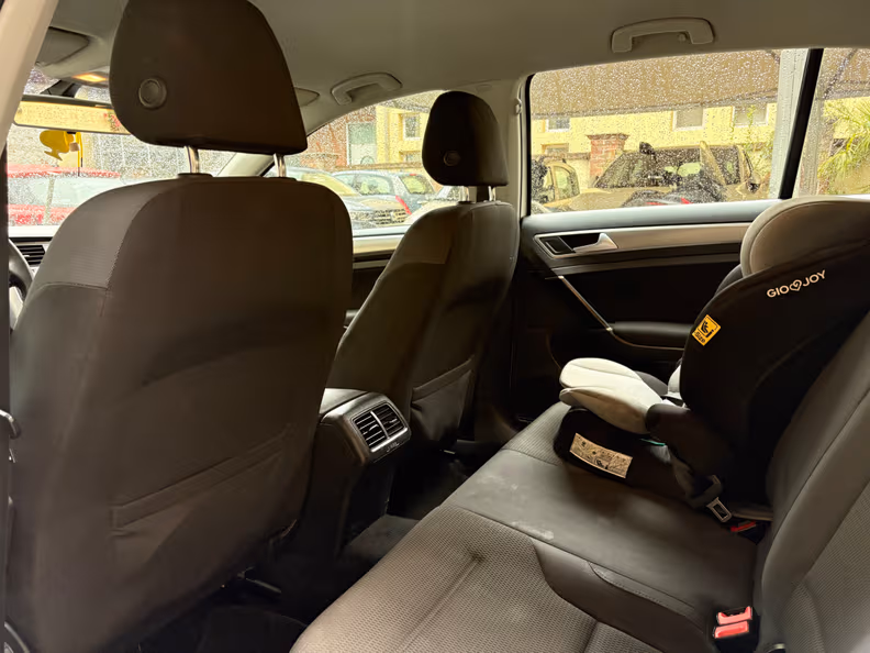 Volkswagen Golf - 19