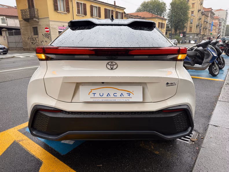Toyota C-HR - 6