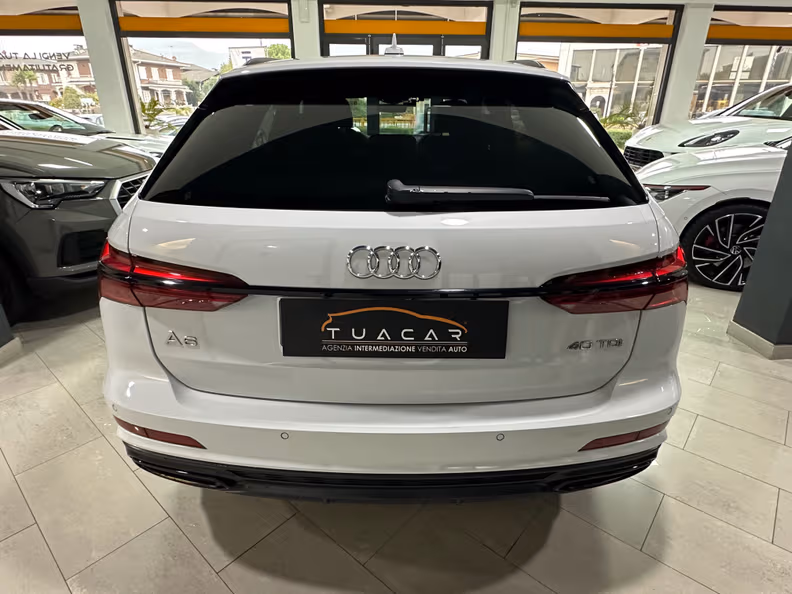 Audi A6 - 4