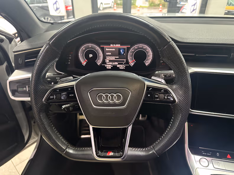 Audi A6 - 11