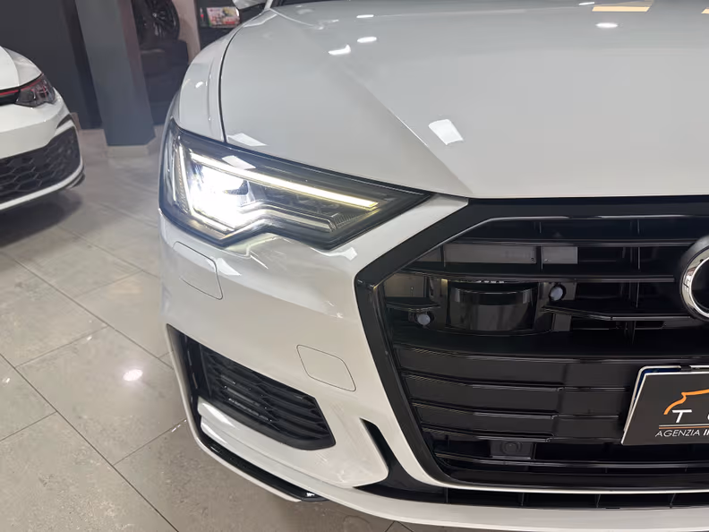 Audi A6 - 8