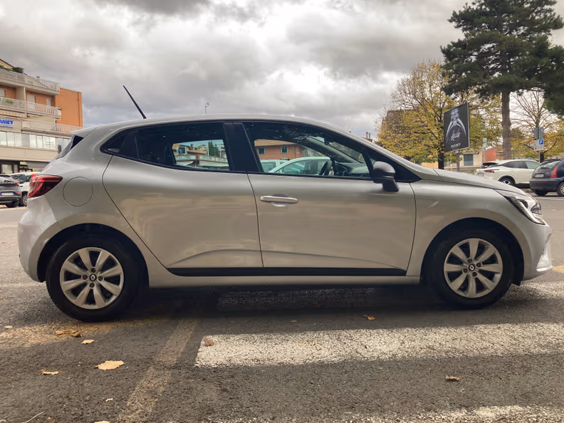 Renault Clio - 27
