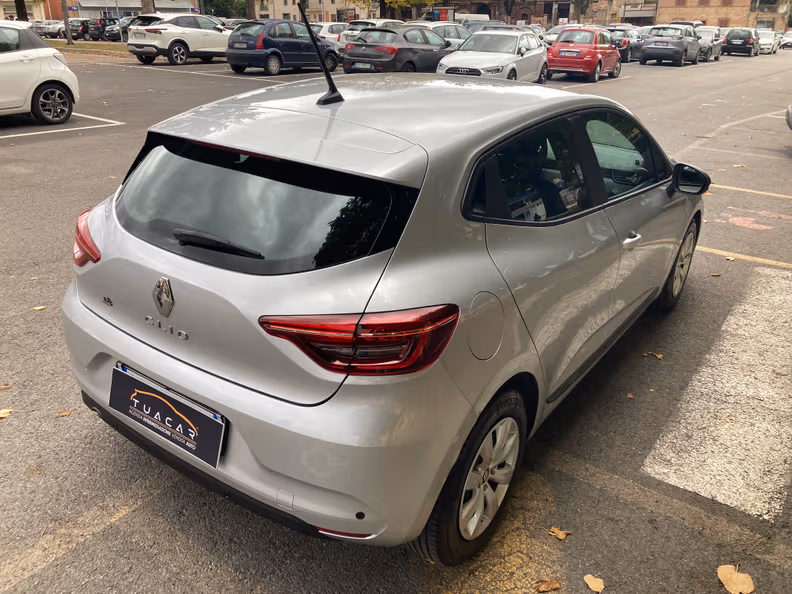 Renault Clio - 20