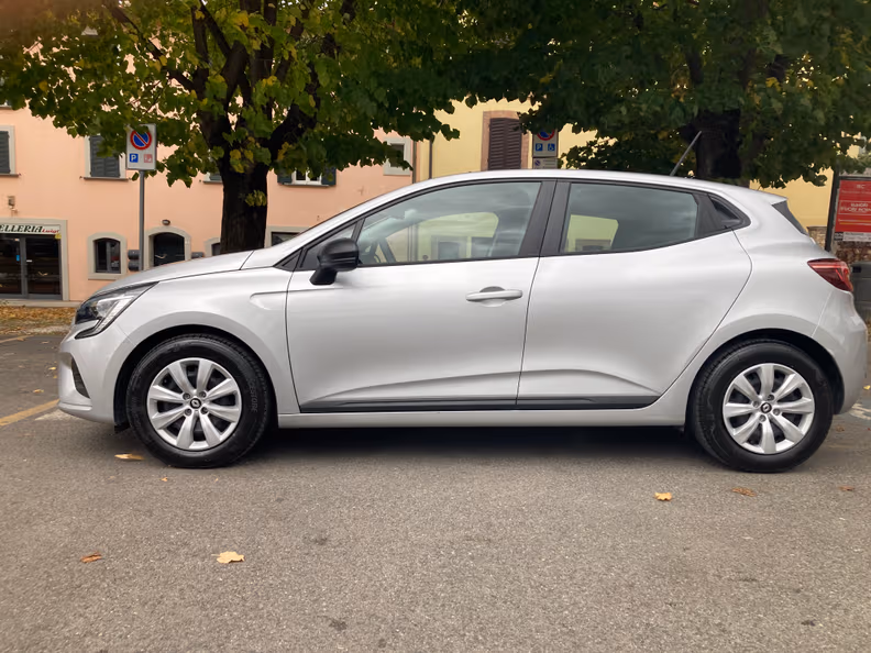 Renault Clio - 12