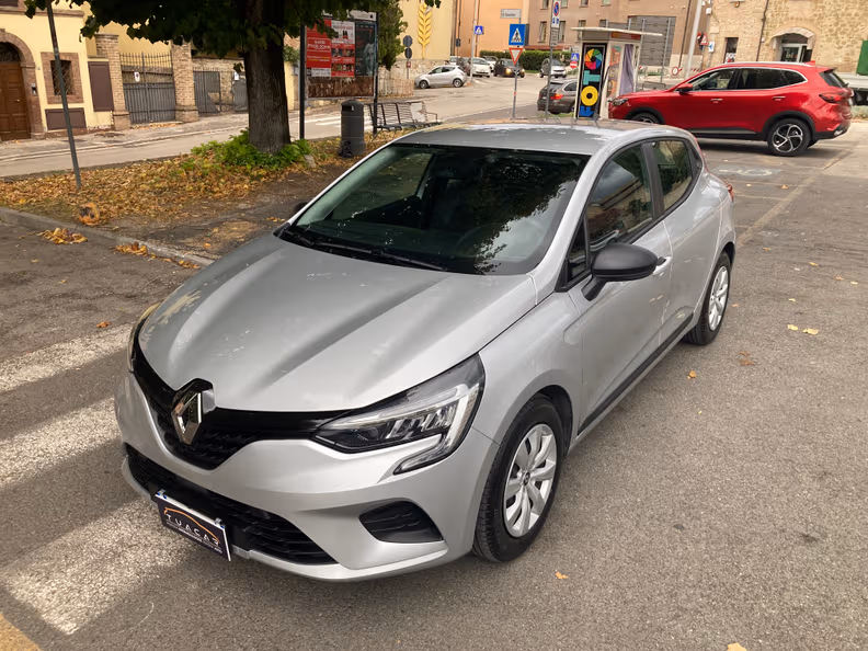 Renault Clio - 2