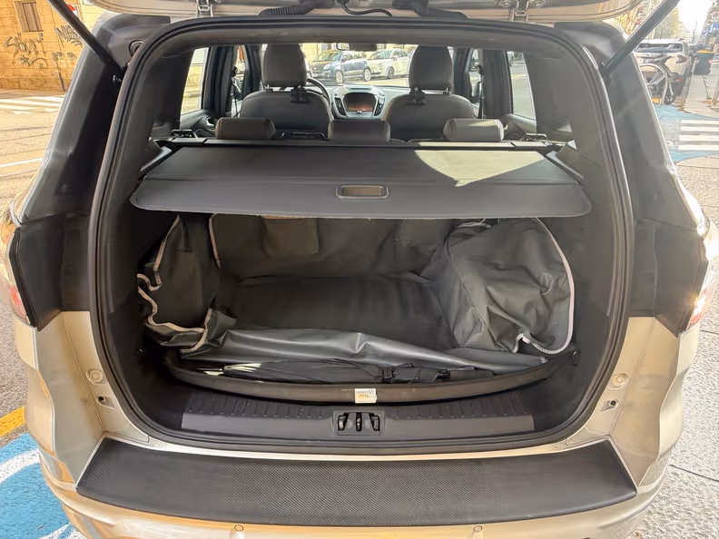 Ford Kuga - 29