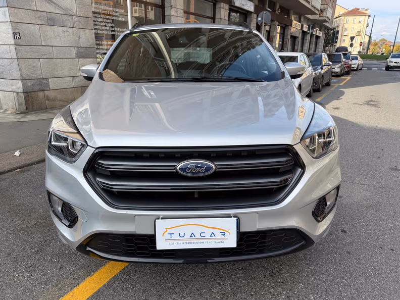 Ford Kuga - 2