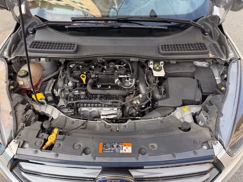 Ford Kuga - 31