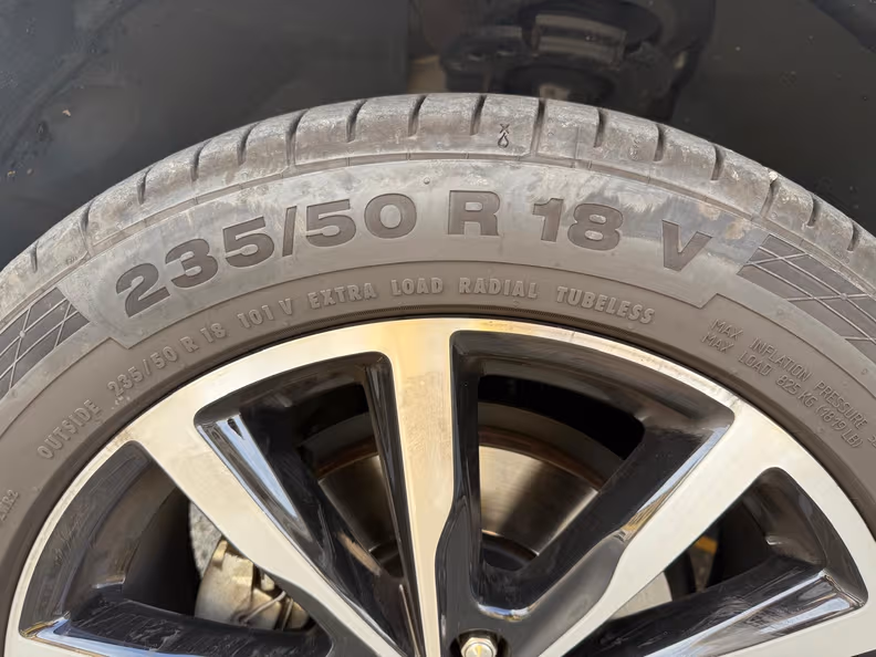 Ford Kuga - 38