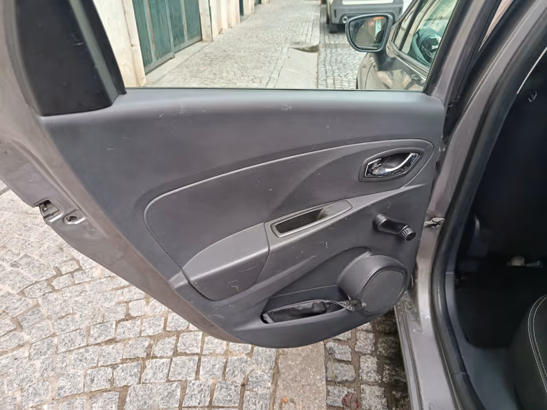 Renault Clio - 35
