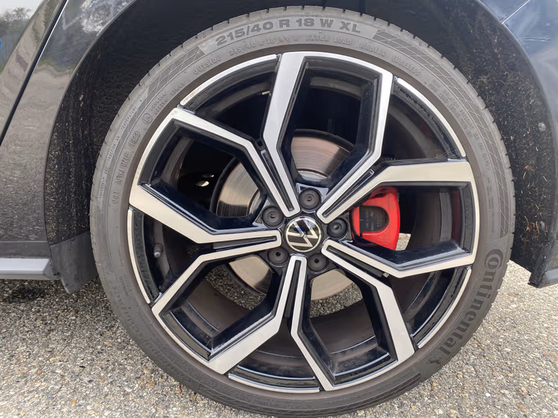 Volkswagen Polo - 8