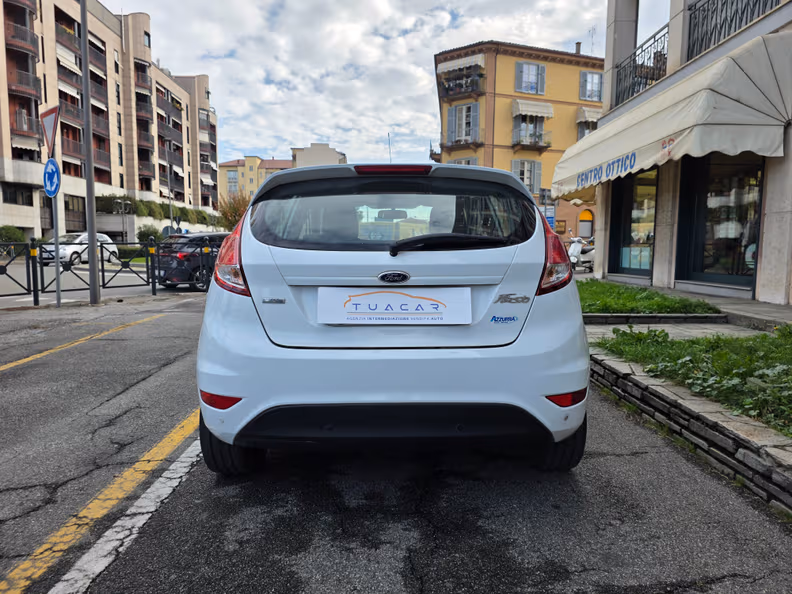 Ford Fiesta - 6