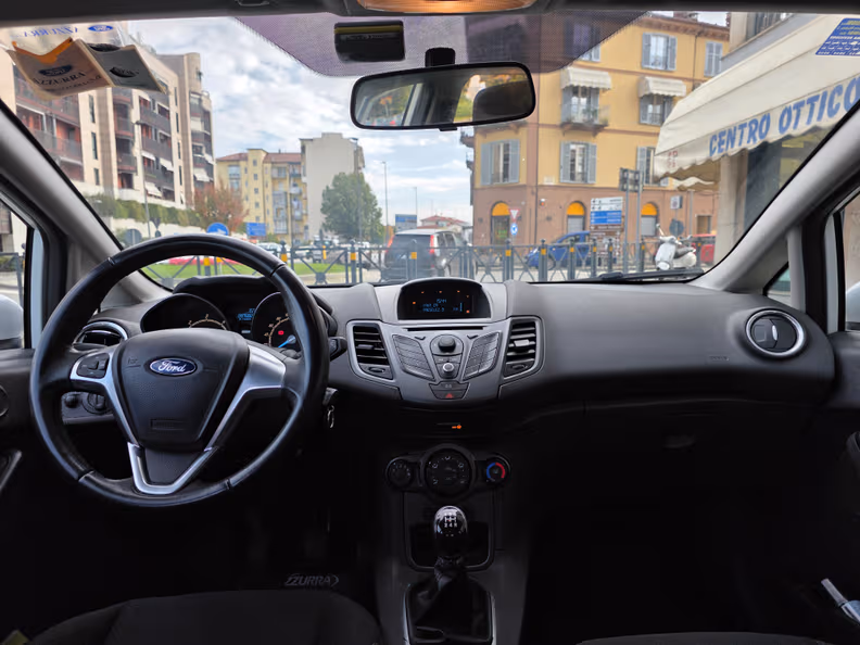 Ford Fiesta - 19
