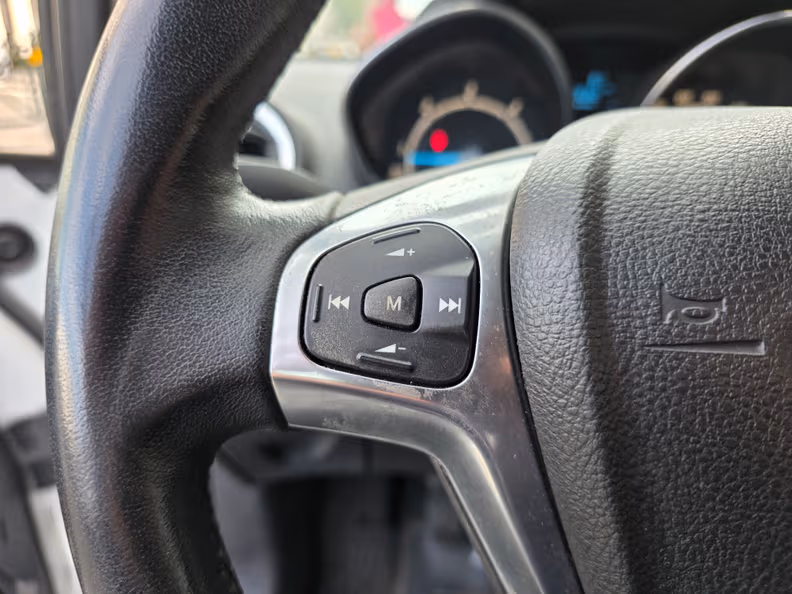 Ford Fiesta - 10