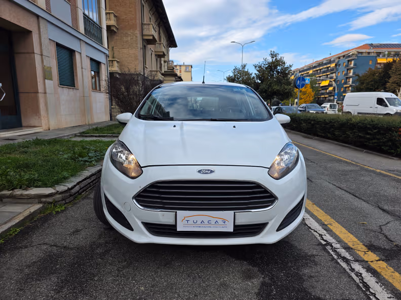 Ford Fiesta - 2