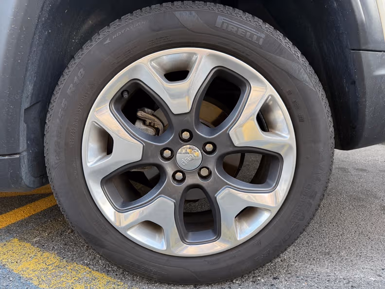 Jeep Compass - 39
