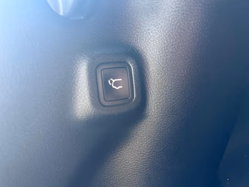 Jeep Compass - 34