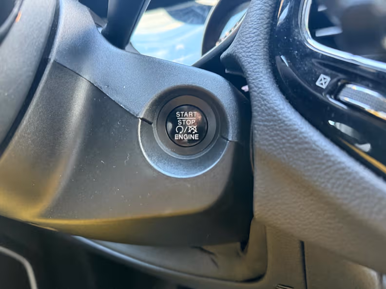 Jeep Compass - 12