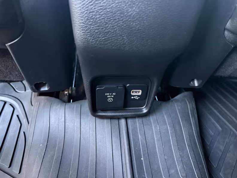 Jeep Compass - 29