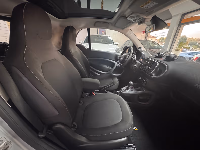 Smart Fortwo - 8