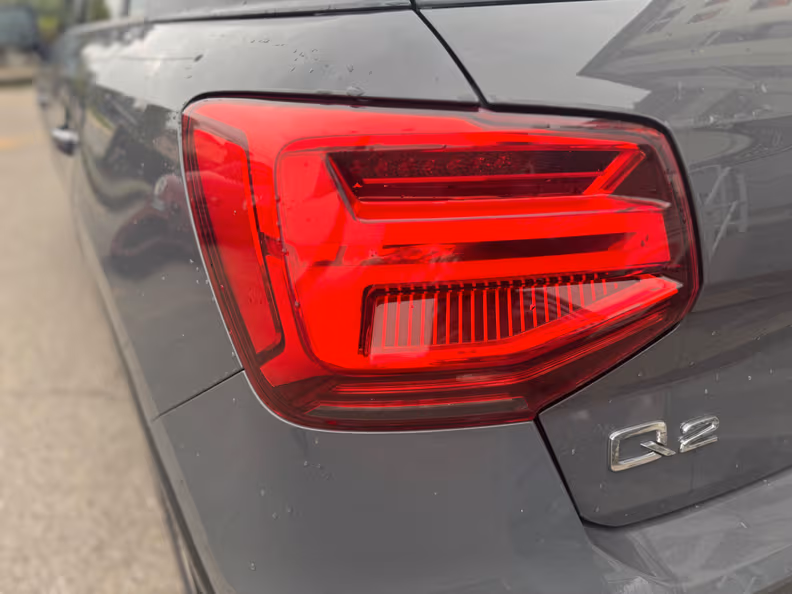 Audi Q2 - 11