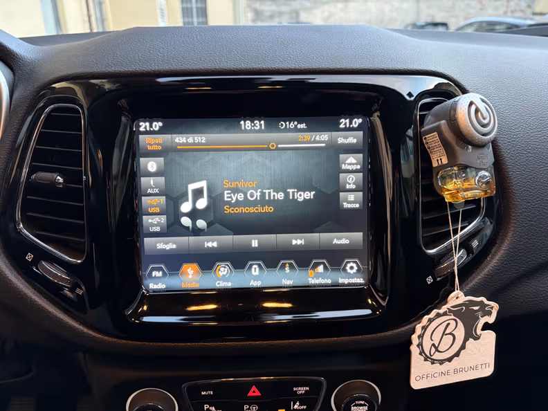 Jeep Compass - 16