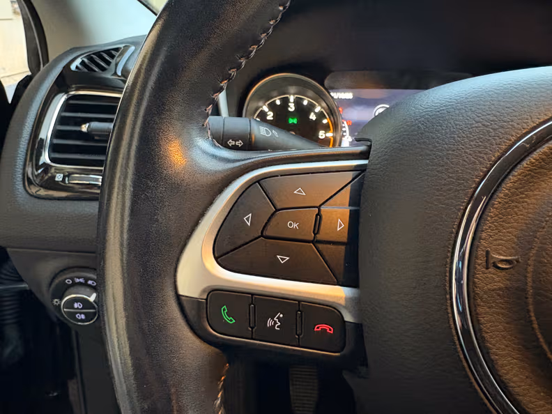 Jeep Compass - 14