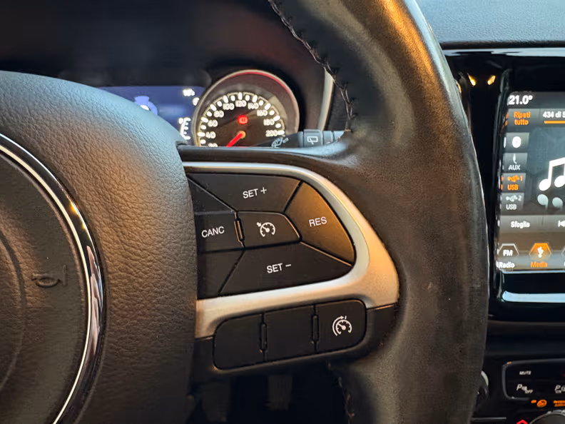 Jeep Compass - 15