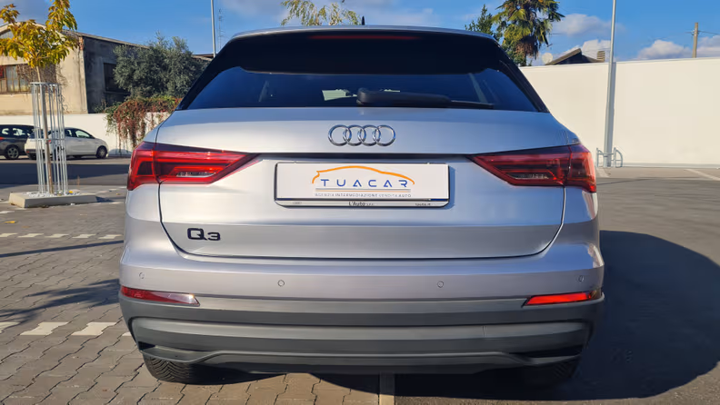 Audi Q3 - 6