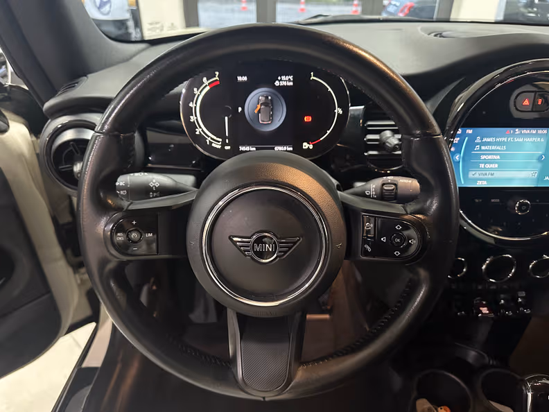 Mini Convertible - 11