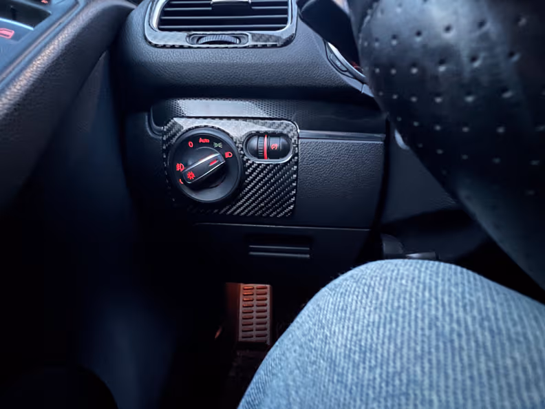 Volkswagen Golf - 21