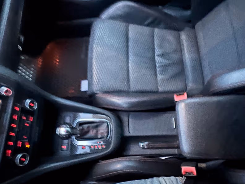 Volkswagen Golf - 18