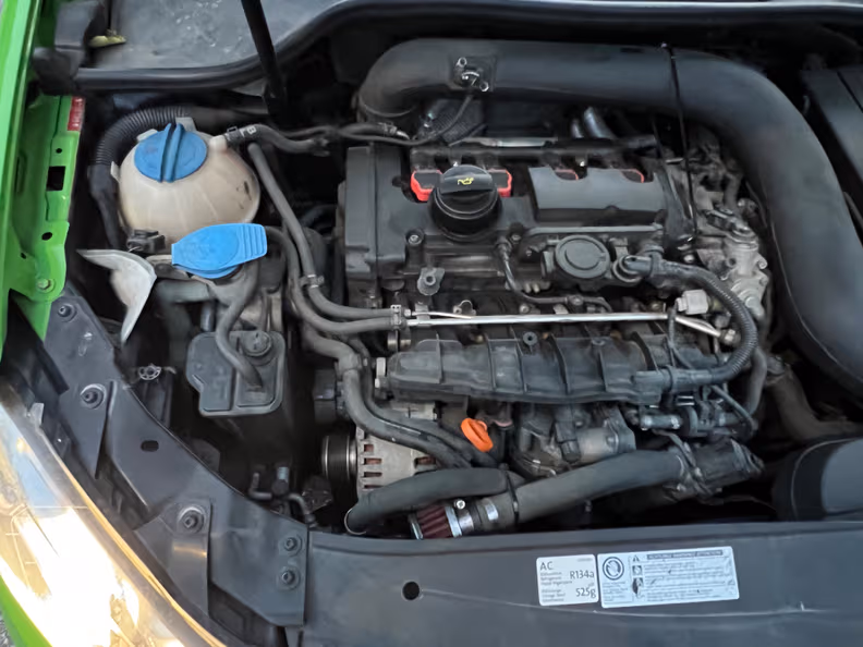 Volkswagen Golf - 35