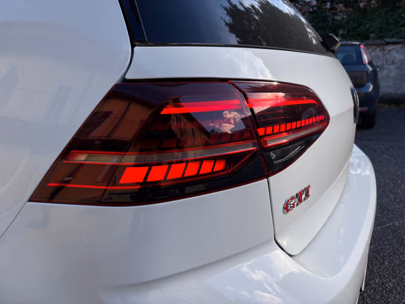 Volkswagen Golf - 12