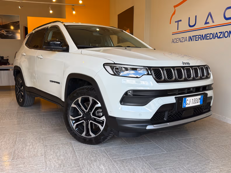 Jeep Compass - 4