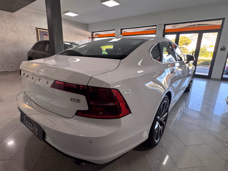 Volvo S90 - 4
