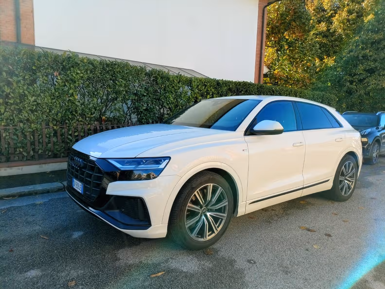 Audi Q8 - 42