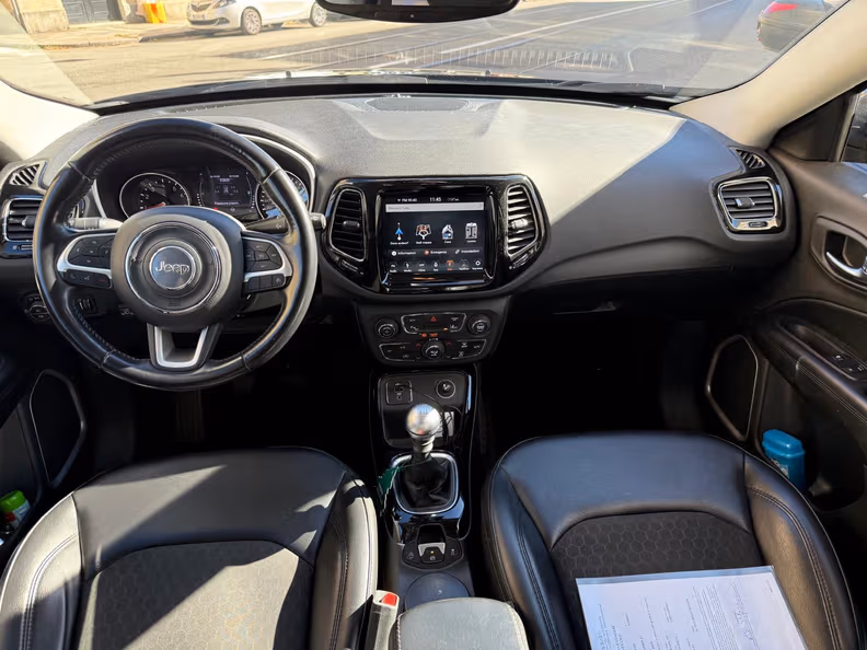 Jeep Compass - 24
