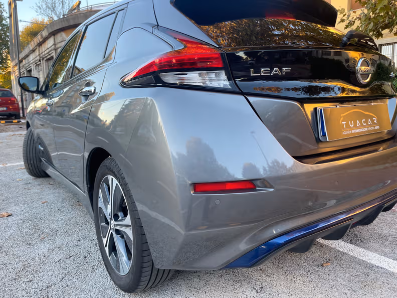 Nissan Leaf - 45