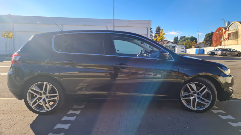 Peugeot 308 - 4