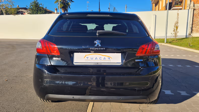 Peugeot 308 - 6