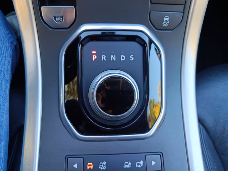 Land Rover Range Rover Evoque - 17